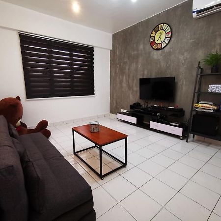 8Mins To Paradigm Mall-Loft Apt 3Br & 2Bath Lägenhet Johor Bahru Exteriör bild